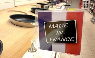 Le «made in France» à l'honneur dans les rayons d'un hypermarché Auchan à Clamart.