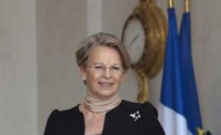 Michèle Alliot-Marie, la ministre de la Justice, à la sortie du conseil des ministres, le 1er juillet 2009.