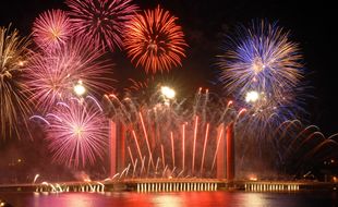 Un feu d'artifice du 14 juillet à Bordeaux. Illustration.