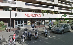 Les gendarmes ont interpellé un voleur caché dans les faux plafond du Monoprix situé rue de Reuilly.