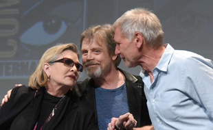 Carrie Fisher, Mark Hamill, et Harrison Ford au Comic Con de San Diego le 10 juillet 2015.