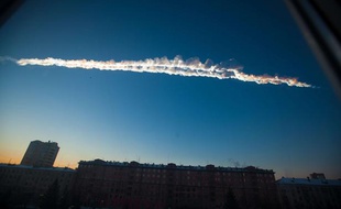 Une météorite a traversé le ciel russe, le 15 février 2013