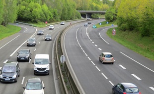 Nantes, le 29 avril 2016, le périphérique nord au niveau de la porte d'Orvault