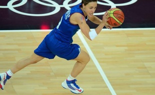 "Pour une fois, je suis fière de moi", a déclaré Céline Dumerc, exemplaire capitaine d'une équipe de France féminine de basket qui a ramené la première médaille olympique de son histoire, après sa défaite en finale face aux Etats-Unis (86-50), samedi à Londres.