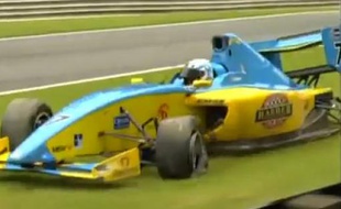 Le plilote Henry Surtees lors de son accident mortel sur le circuit de Brands Hatch, à Londres, le 19 juillet 2009.