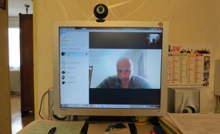 Nicolas Pisapia en Skype.