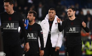 Icardi sera bel et bien sur le banc du PSG, mardi soir, contre Leipzig.