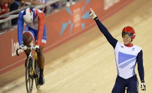 Réel espoir de médaille, Grégory Baugé visait l'or, mais se contentera de l'argent aux jeux Olympiques de Londres, impuissant face à Jason Kenny qui a confirmé la domination insolente des Britanniques sur le vélodrome.
