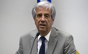 Le nouveau président uruguayen Tabaré Vazquez annonce la composition de son gouvernement, le 2 décembre 2014 à Montevideo