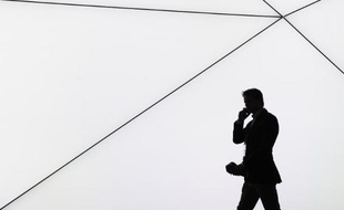 Plusieurs organisations de défense des droits de l'homme portent plainte contre la puissante NSA sur la constitutionnalité du vaste système de surveillance des communications téléphoniques et internet que l'Agence de sécurité nationale a mis en place