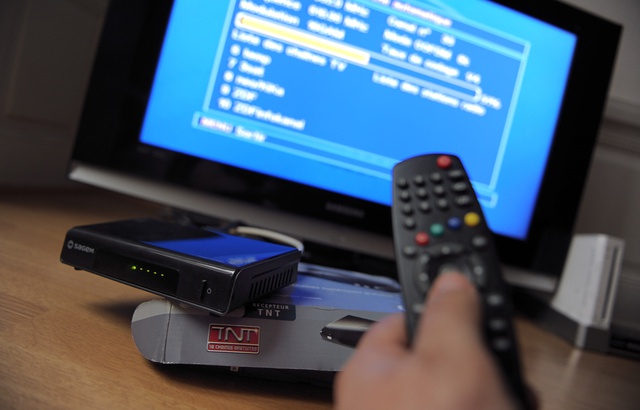 Changer De Chaine Decodeur Tnt Sans Telecommande Nantes et Bordeaux: Les fréquences de la TNT ont changé, que faire si