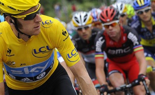 Bradley Wiggins, le maillot jaune du Tour de France, le 14 juillet 2012, au Cap d'Agde.