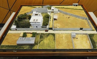 Les services secrets américains ont dévoilé une maquette de la cachette d'Oussama ben Laden au Pakistan qui a permis aux Etats-Unis de planifier le commando ayant tué le chef d'Al-Qaïda il y a un an.