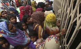 Le Pakistan connait actuellement une importante diffusion du VIH.