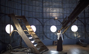 Fatoumata Kebe termine sa thèse en astronomie à l'Observatoire de Paris.