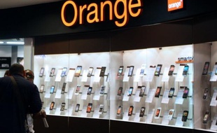 L'Autorité de la concurrence a décidé que France Télécom-Orange pouvait demander à être rémunéré pour l'ouverture de capacités techniques supplémentaires, suite à la plainte de l'opérateur de transit internet américain Cogent qui accusait le groupe français d'abus de position dominante.