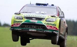 Le Finlandais Jari-Matti Latvala remporte le rallye de Nouvelle-Zélande, le 9 mai 2010.