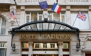 Lille, le 6 octobre 2011. L'hôtel de luxe Le Carlton dans le centre ville.