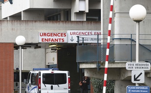 Entree des urgences pediatrique de l hopital Purpan. Toulouse, FRANCE-15/01/14