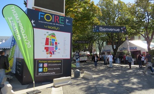 A l'entrée de la Foire