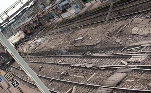 La campagne de vérification nationale des aiguillages lancée après la catastrophe de Brétigny-sur-Orge (Essonne) le 12 juillet, qui a fait sept morts, n'a pas décelé de risques pour la sécurité, selon la SNCF, qui annonce une seconde opération de contrôle.