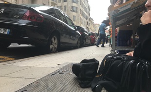 Sabrina fait la manche dans les rues de Nice depuis sept ans.