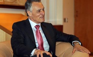 Le président portugais Anibal Cavaco a promulgué le budget d' Etat pour 2013, d'une rigueur sans précédent, à l'origine de nombreuses grèves et manifestations et dont l'opposition a demandé qu'il soit soumis à la Cour constitutionnelle.