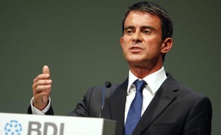 Le Premier ministre Manuel Valls devant les industriels allemands, le 23 septembre 2014, à Berlin