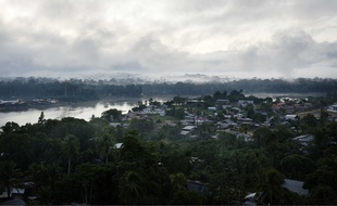 Le fleuve Maroni sépare la Guyane du Surinam (illustration).