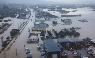 Vue aérienne de la banlieue de Nagana, au Japon, après le passage du typhon Hagibis, le 14 octobre 2019.