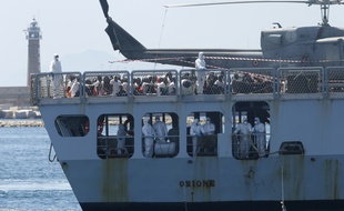 Ce dimanche, les 630 migrants secourus par l'Aquarius sont arrivés dans le port espagnol de Valence.