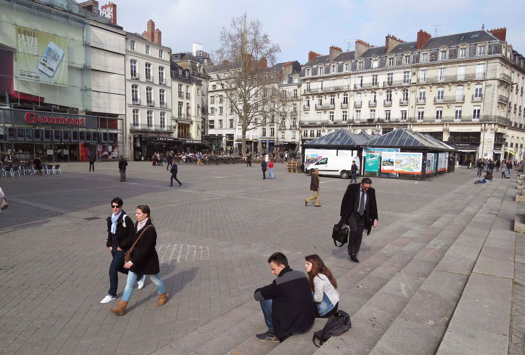 Restaurant Place Du Commerce Nantes Restaurant Place Du Commerce Nantes