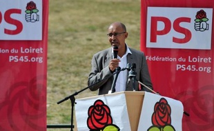 Harlem Désir, adoubé par Martine Aubry et Jean-Marc Ayrault pour prendre en octobre la direction du PS, a jugé dimanche, dans un discours offensif, que la gauche au pouvoir avait fait "plus de bien aux Français en 100 jours" que la précédente majorité en 5 ans.