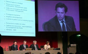 Jean-Bernard Lafonta, Pdt du directoire de Wendel Investissement. Assemblee generale des actionnaires de Wendel Investissement. Paris, FRANCE-29/05/2006.