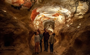 Lascaux IV a attiré 370 000 visiteurs en 2018.