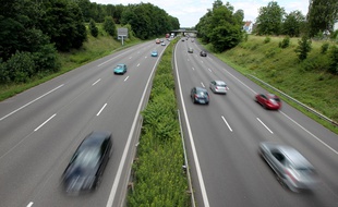 Strasbourg le 11 07 2012. Circulation sur l'autoroute A4 à l'entrée de Strasbourg