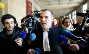 Frank Berton, l'avocat de Salah Abdeslam au tribunal de Paris, le 27 avril 2016