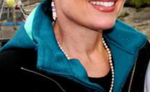 Sarah Palin, gouverneur de l'Alaska, 44 ans.