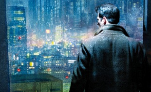 Le héros Takeshi Kovac dans le roman cyberpunk «Altered Carbon».