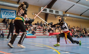 Les clubs de sabre laser se sont multipliés ces dernières années.