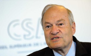 Michel Boyon, président du Conseil Supérieur de l'Audiovisuel, le 11 mai 2011 à Paris