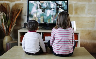 83% des enfants regardent la télévision avec leurs parents au moins une fois par jour.