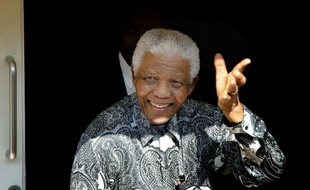 La classe politique française a rendu un hommage unanime à Nelson Mandela, héros de la lutte contre le régime d'apartheid et premier président noir de l'Afrique du Sud démocratique, depuis l'annonce de sa mort jeudi à l'âge de 95 ans.