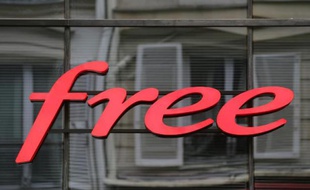 Le quatrième opérateur Free Mobile continue à dicter sa loi dans les tarifs de téléphonie mobile en proposant la 4G à ses clients sans surcoût, une initiative qui a obligé ses concurrents à réagir, d'abord Bouygues Telecom et aujourd'hui Orange.