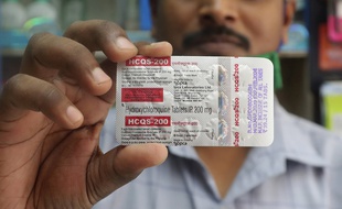 Une tablette d'hydroxychloroquine.