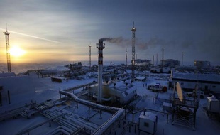 Des installations de gaz et de pétrole du géant Gazprom près de Nadym en Russie 18 février 2015