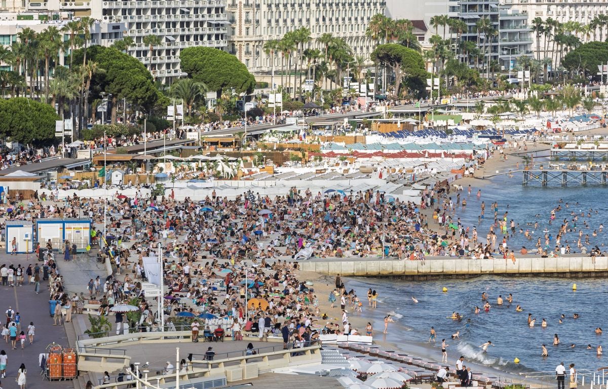 Budget : « Les vacances, c'est toute une économie »... Pourquoi supprimer deux jours fériés serait « contreproductif »