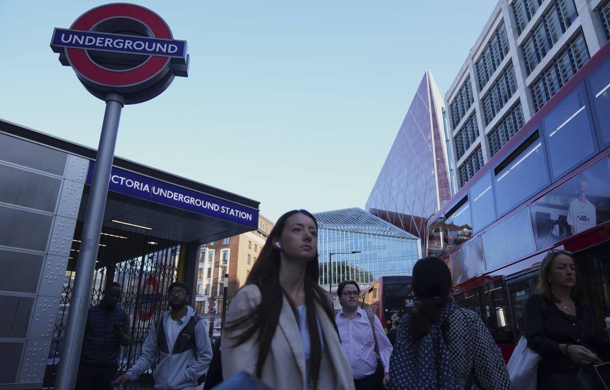 Le pass Navigo annuel bientôt à 1.000 euros... Combien ça coûte ailleurs dans le monde ?