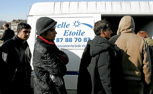 Jeudi, en plus des repas, l'association a offert du pain et du fromage (photo d'archives).