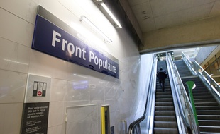 Le 18 decembre 2012, la ligne 12 fêtait son premier prolongement jusqu'à l'arrêt Front Populaire. La deuxième phase devait suivre pour 2017. Cela sera finalement en 2019.